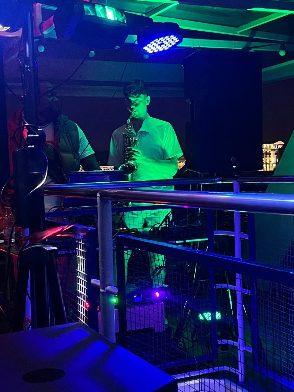 Вечеринка на ночной Неве (Маргарита)