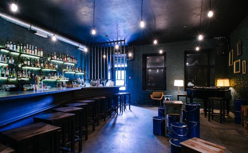 Арт-коктейль: прогулка по лучшим барам Петербурга