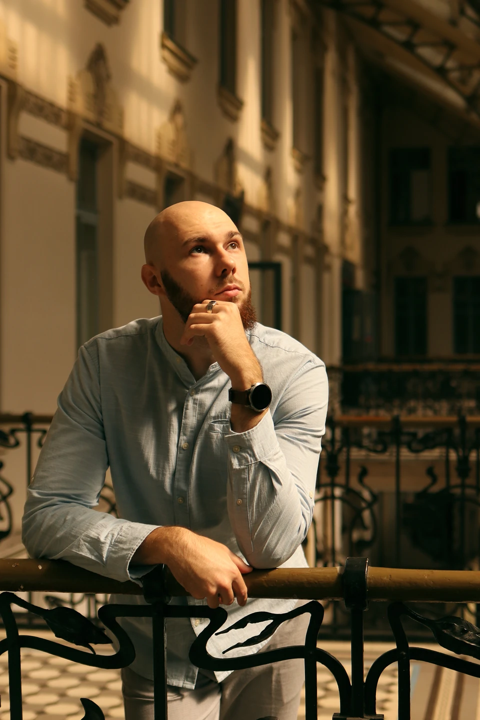 Фотосессия очень понравилась. Я был на Витебском вокзале первый раз, Вероника провела небольшой рассказ об истории