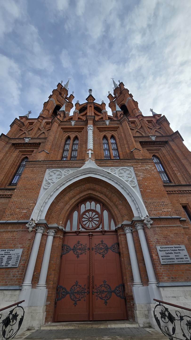 Были в Самаре впервые, искали экскурсию, чтоб не ходить смотреть глазами и ничего не знать, а