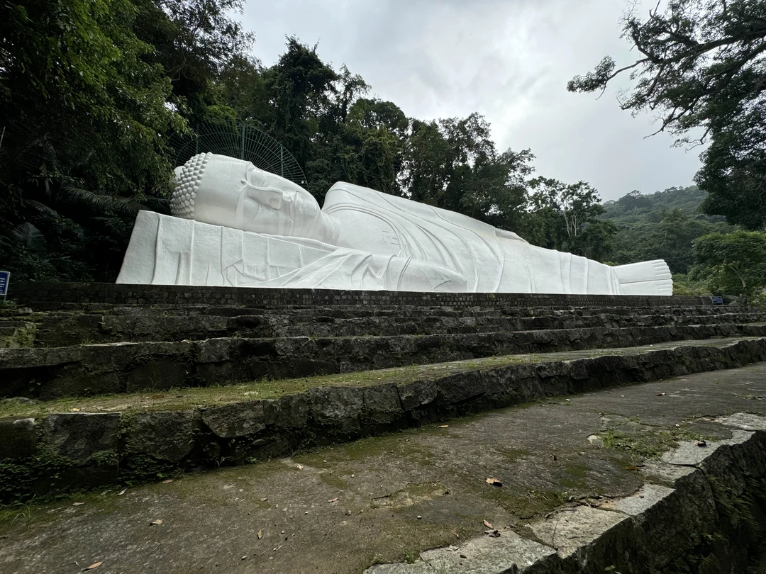 Вчера были на экскурсии с гидом Таней. Комфортный автомобиль, рассказ из первых уст (Таня вьетнамка, которая