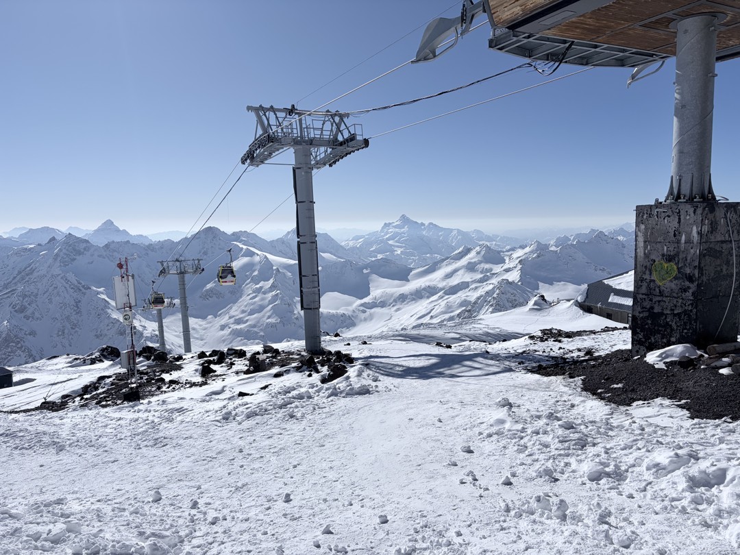 Мы ездили семьей, нам все очень понравилось! Борису отдельное спасибо, показал нам ещё одно живописное место