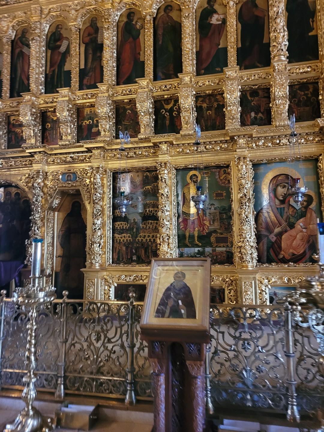 Внутренняя жизнь Троице-Сергиевой лавры (Елена)