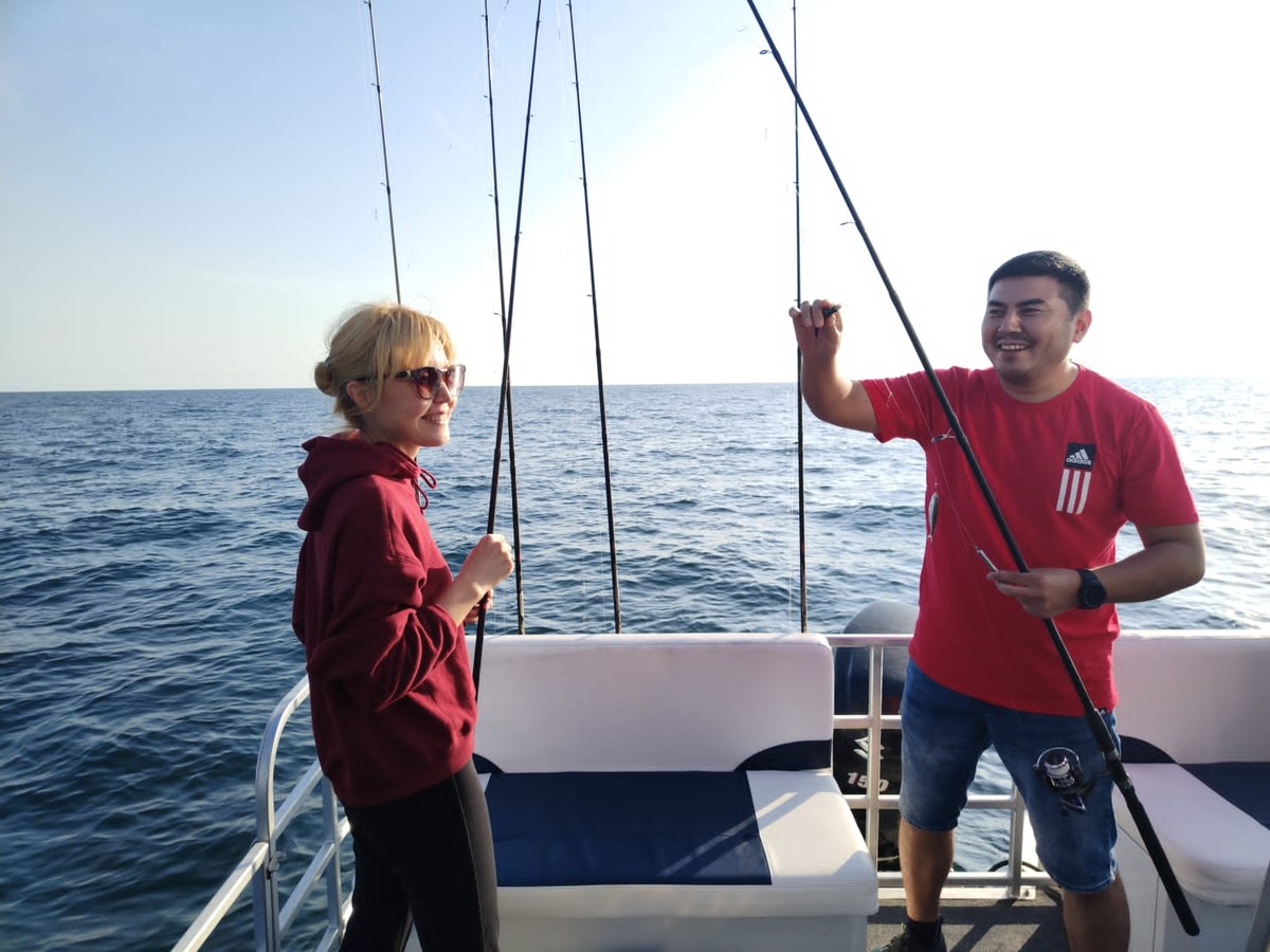 Едем на морскую рыбалку в небольшой группе! (3/5)