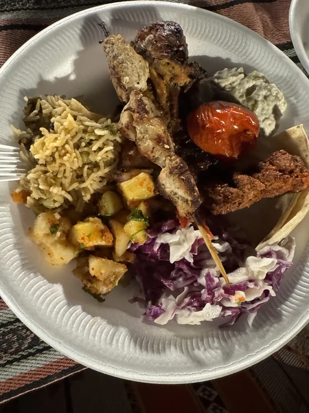 Отличная экскурсия, все отработано и организовано без суеты и всем на все хватает времени, и покататься