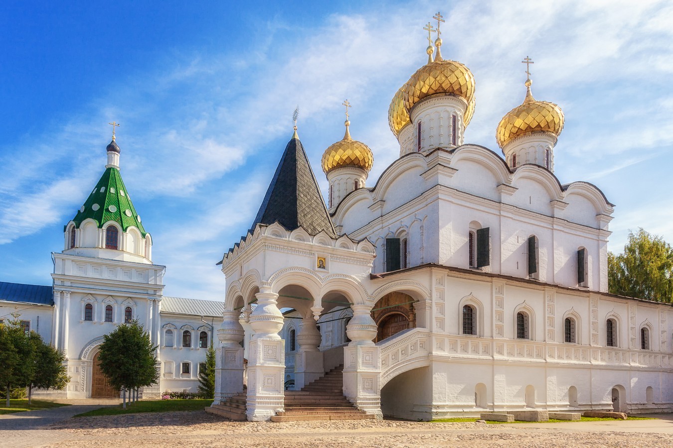 Главное изображение экскурсии - Из Ярославля в государыню-Кострому (на вашем автомобиле)