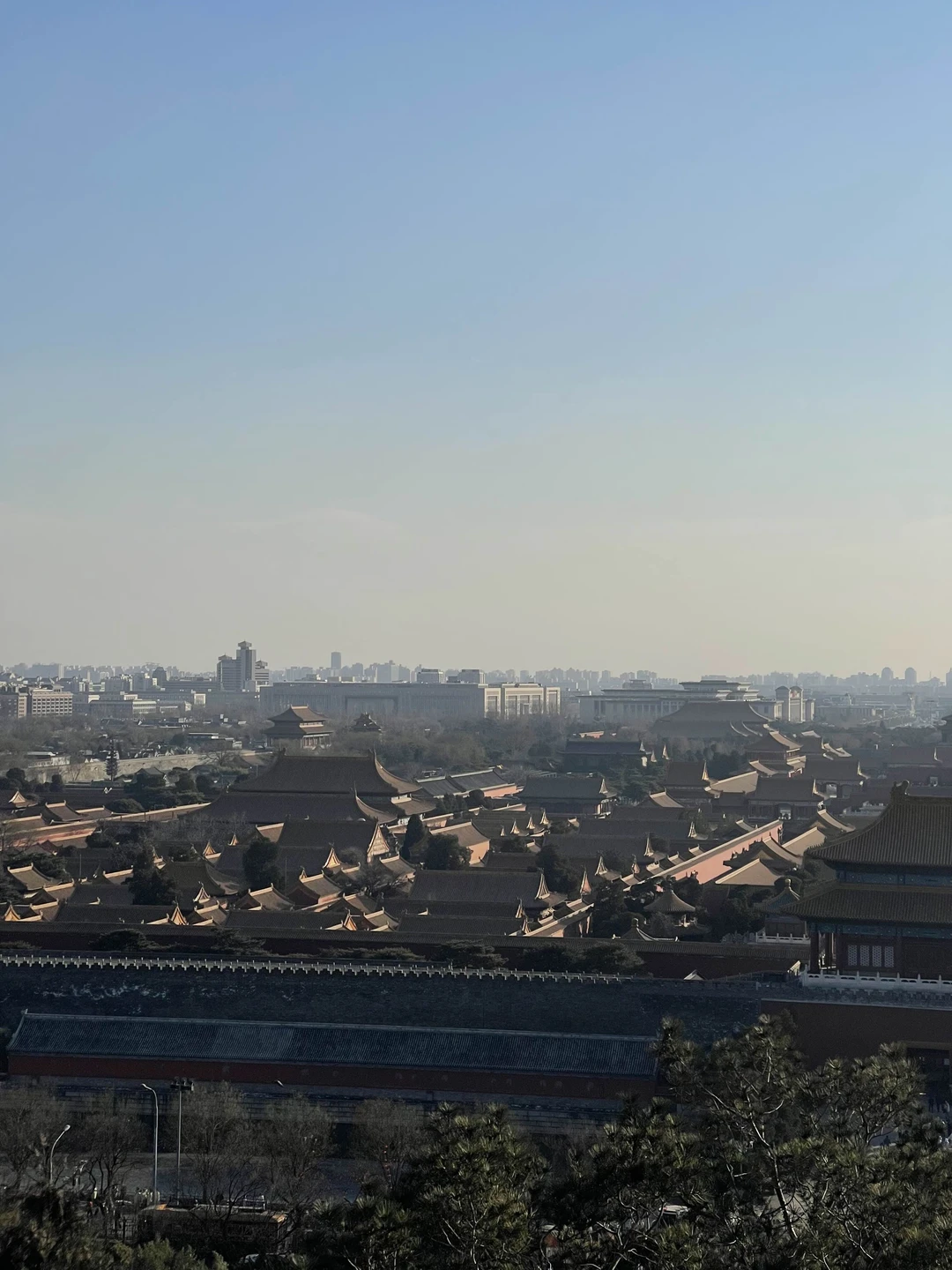 Одна из лучших экскурсий в моей жизни! Очень легко и интересно пролетело время! Вэйцзя прекрасно знает