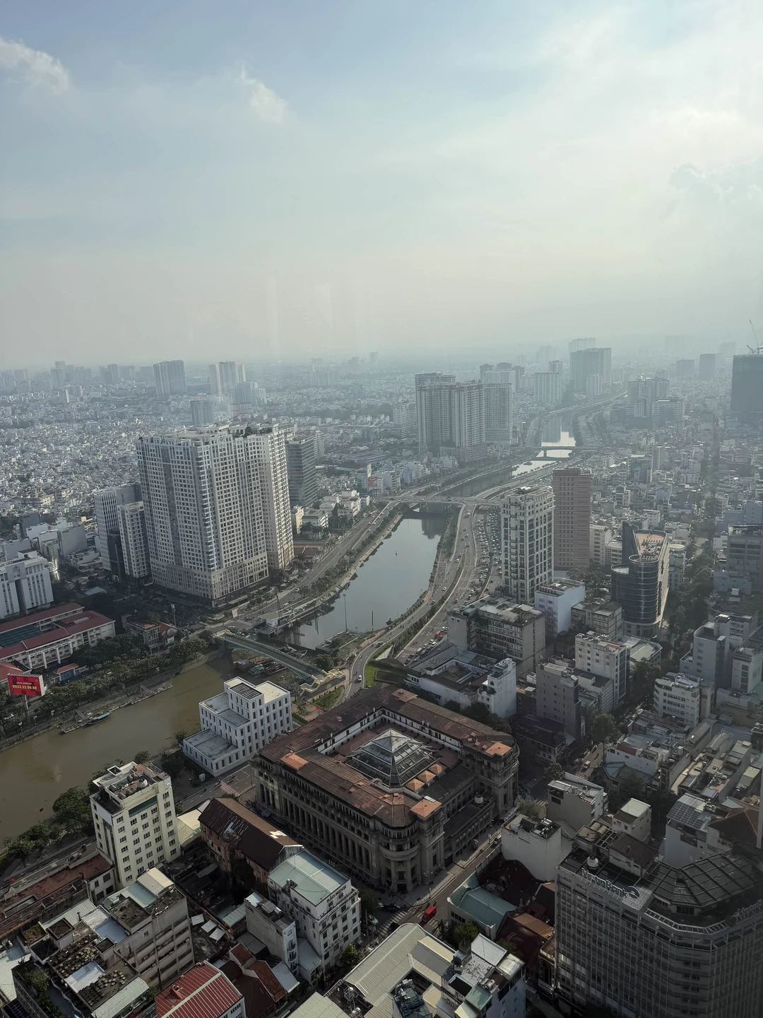 Спасибо за комфортную поездку. Рады, что выбрали формат именно двух локаций за один день: дельта реки Меконг + Хошимин