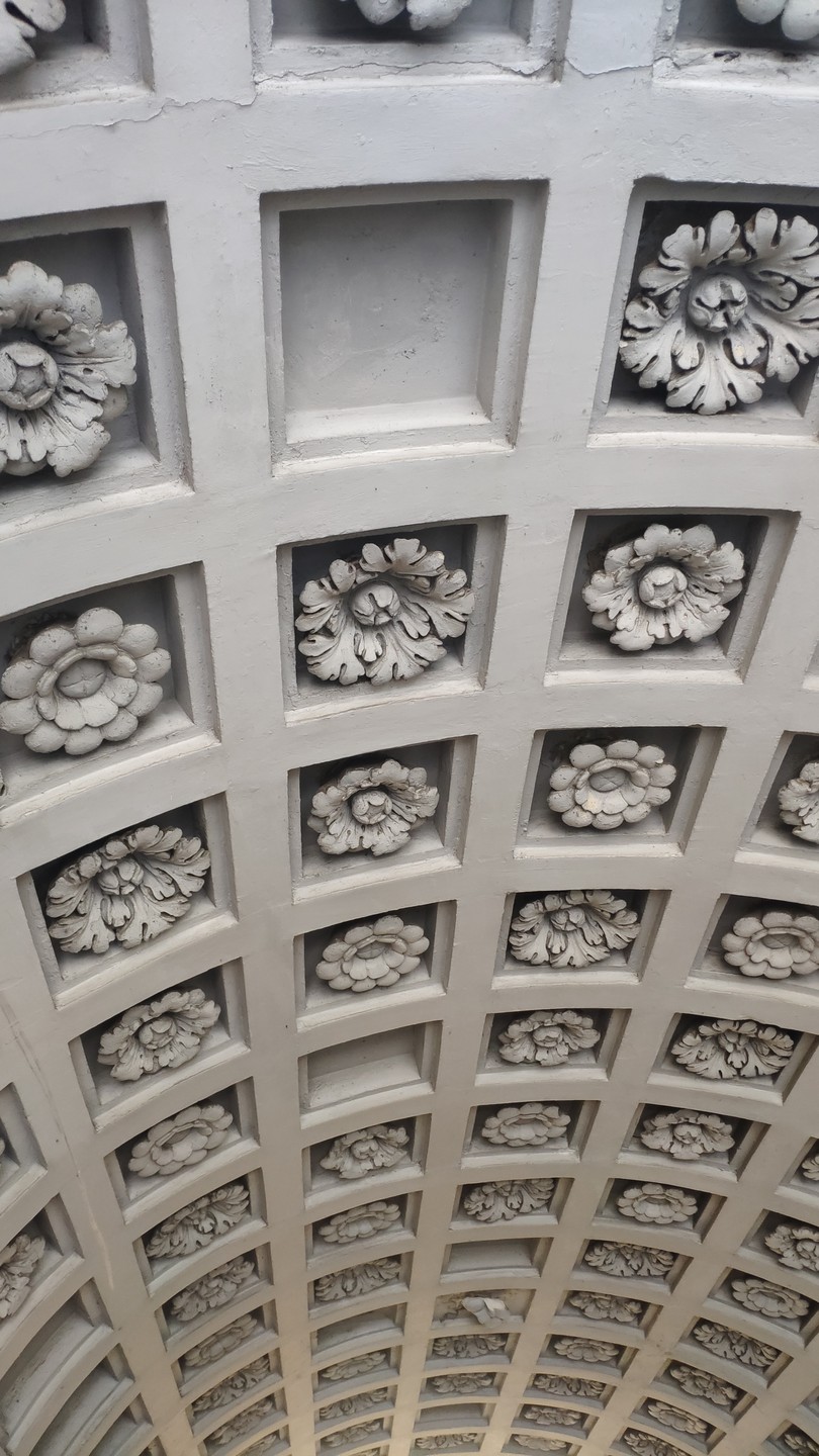 Было очень приятно слушать. Экскурсоводу Дмитрию спасибо 🤗