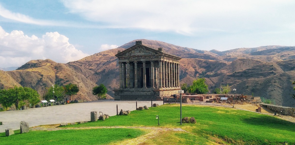 Храм Гарни: шедевр античной архитектуры в Закавказье