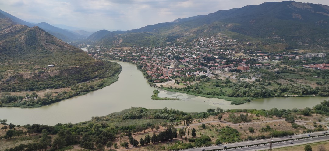 Тур прошел отлично! Тата все организовала по договоренности. Выбранные гостиницы нас полностью удовлетворили. Трансфер на всех