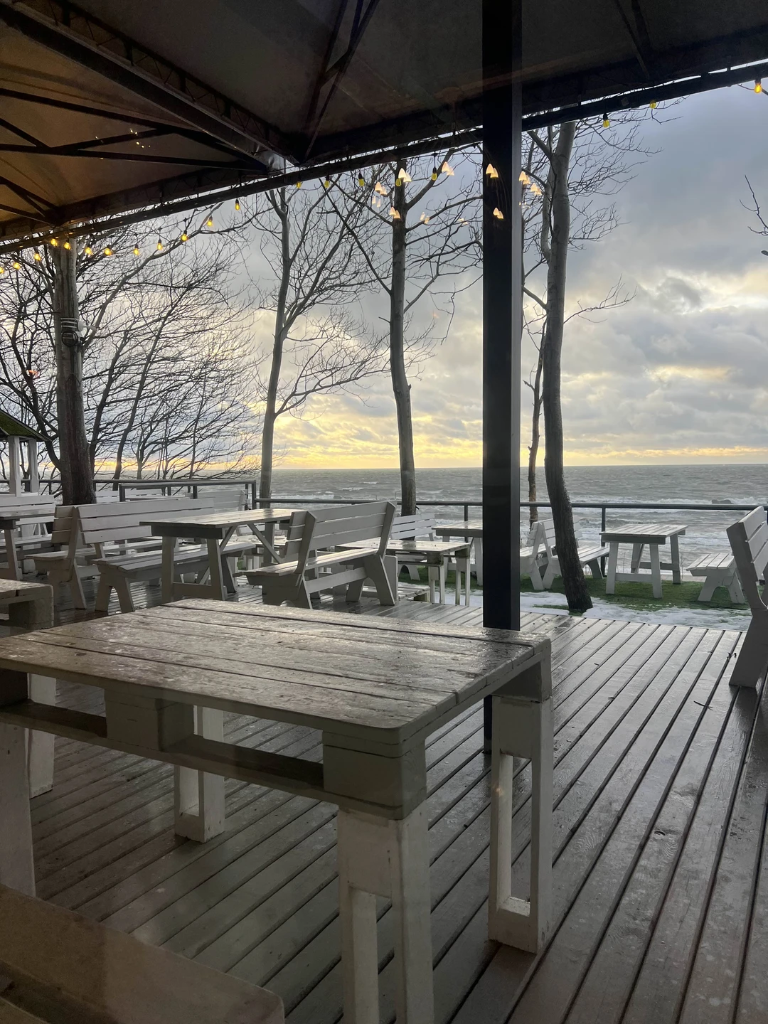 Отлично продуман маршрут, 8 часов пролетели незаметно. Алексей рассказывал очень увлекательно, показал красивые виды, живописные пейзажи