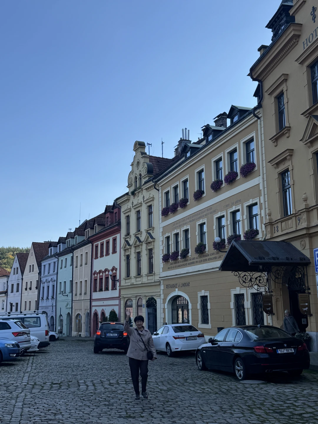 Недавно побывали на экскурсии из Праги в Карловы Вары и замок Локет — это было просто