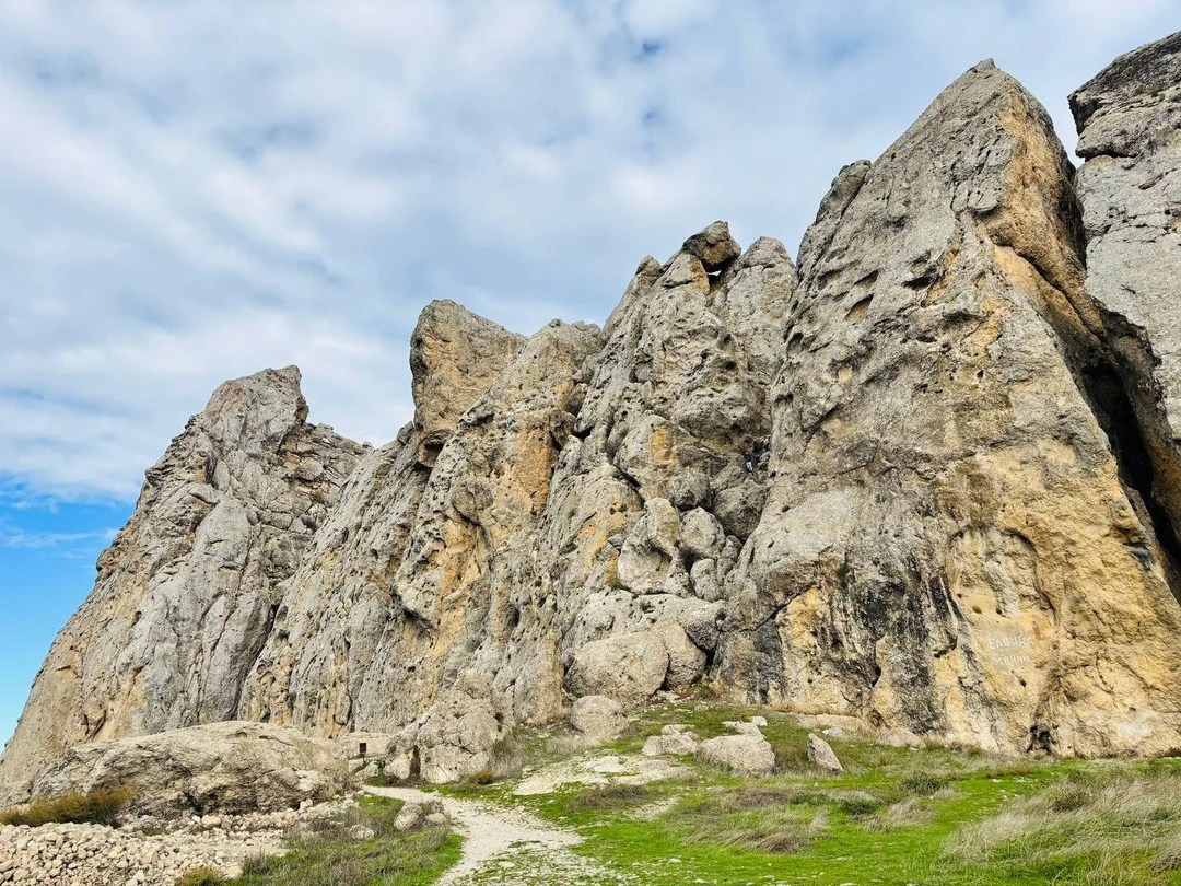 Самая лучшая экскурсия из тех, что мы успели посетить, пока были в Баку. Гид Фуад просто супер, рассказал нам много всего интересного