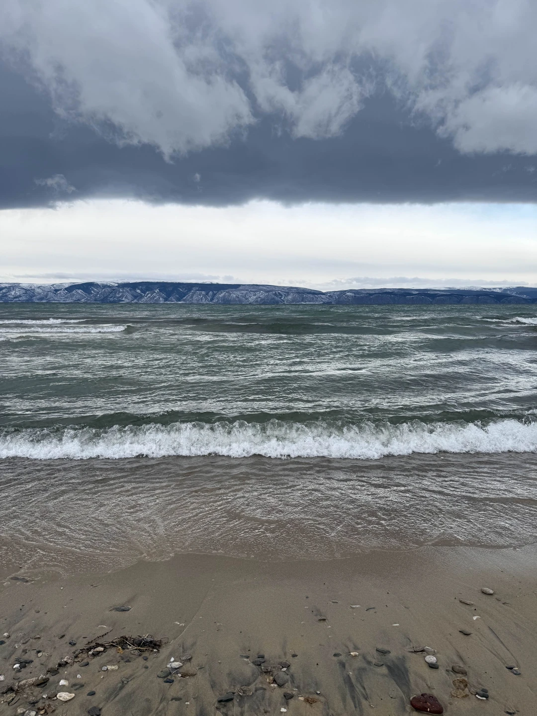 Отличная поезда. Огромное спасибо Сергею. Все очень продуманно. Доехали до самой северной точки острова. Незабываемые виды