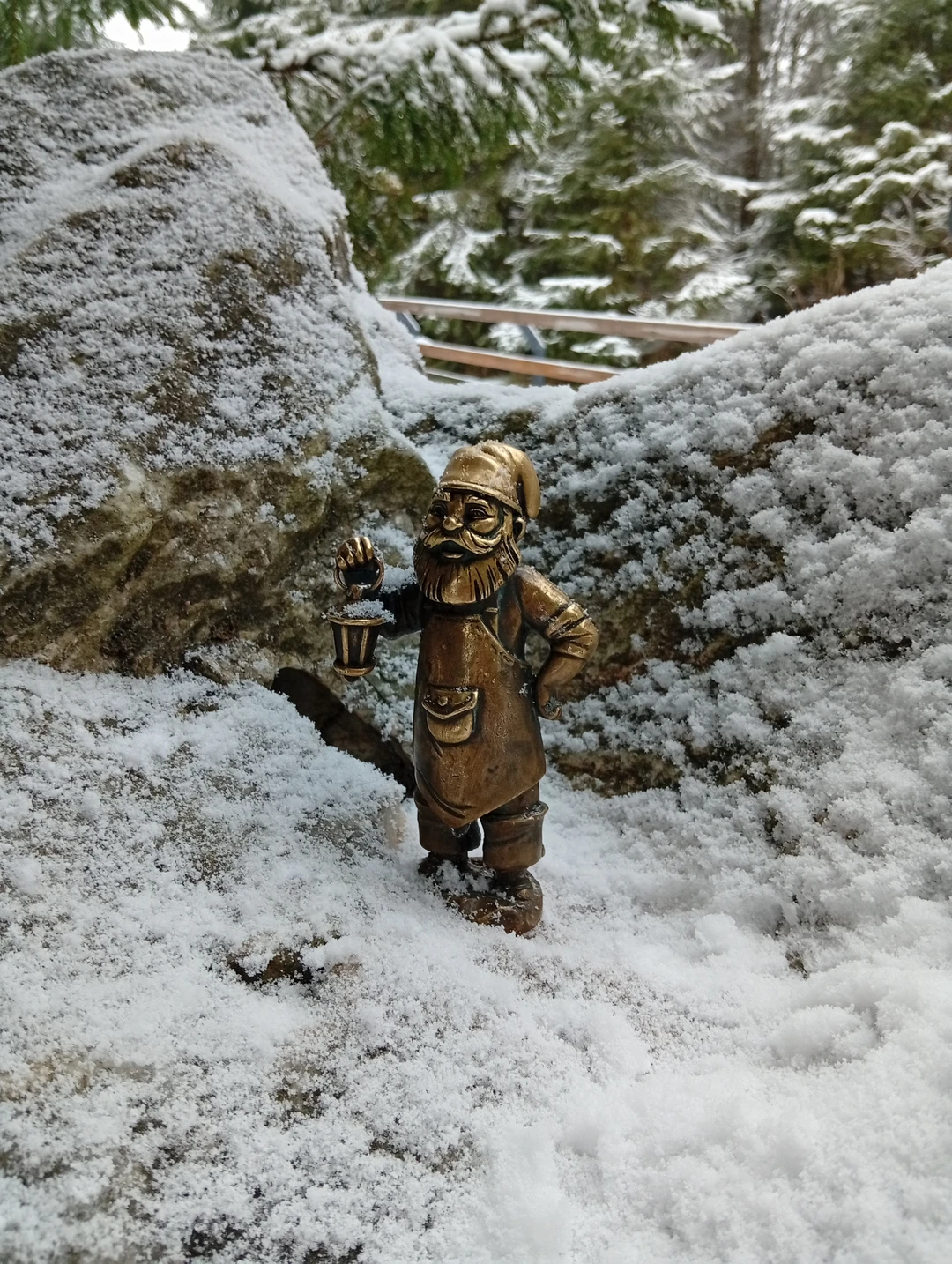 Экскурсия очень понравилась! Нашим гидом был Никита - великолепно рассказывает! Очень интересно, с юмором там где