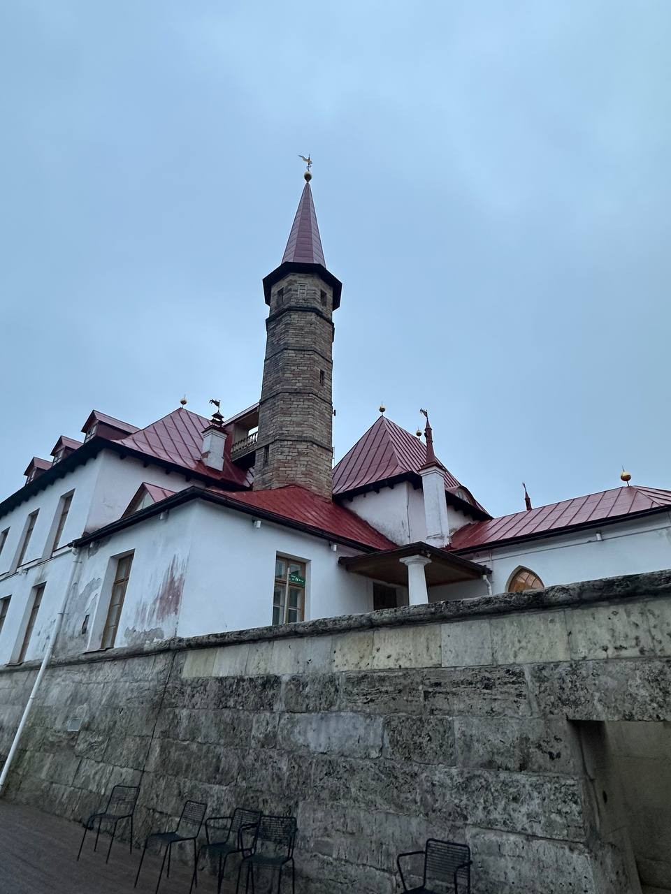 Хочу выразить слова благодарности Татьяне за незабываемую экскурсию по Гатчине. Приятный в общении человек, мы легко