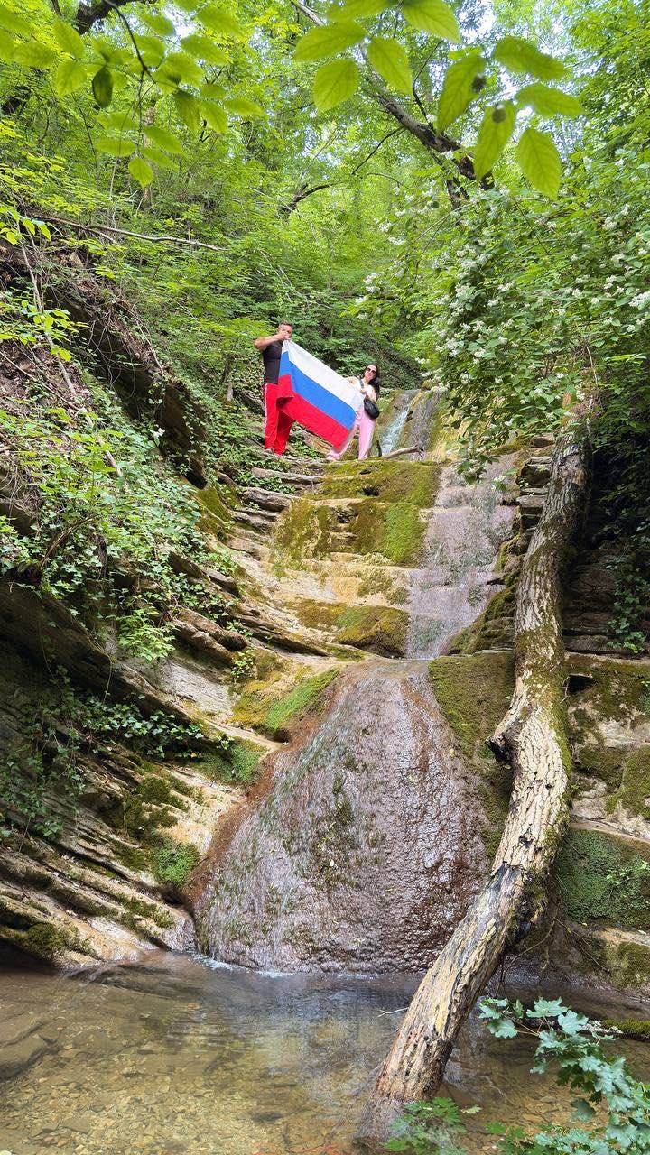 Хотите прекрасных фото на вершине гор,тогда Вам стоит прокатиться. Время в поездке пролетает незаметно,спасибо организаторам