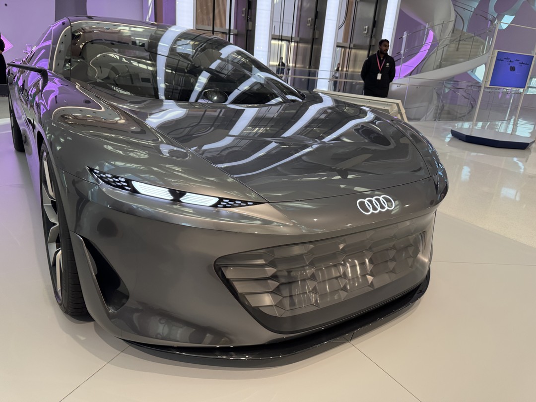 К Виктории вопросов нет. Все чудесно прошло. Билеты оплатили, нам прислали подтверждение и с этими билетами мы пошли в музей