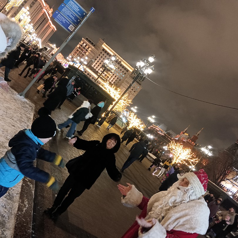С Дедом Морозом - по новогодней Москве: для детей 6-10 лет и их родителей (Вероника)