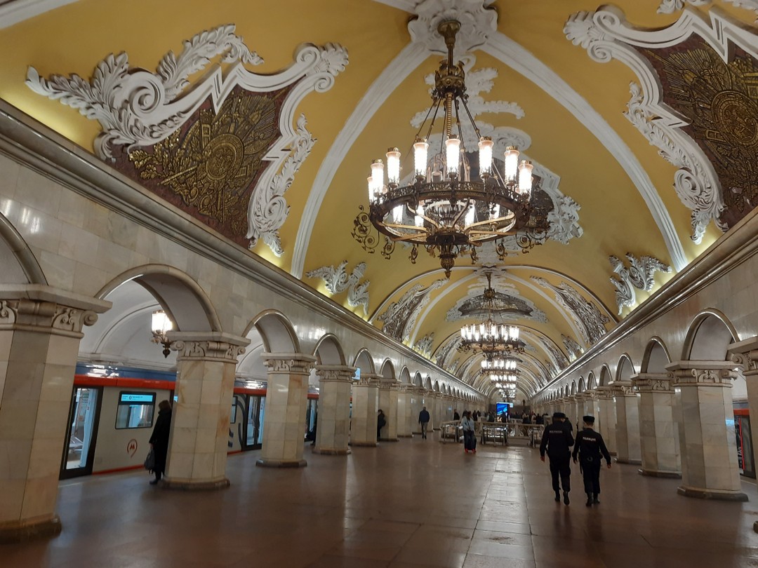 Детская экскурсия по московскому метро (Елена)