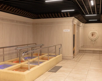 Экскурсия по Кисловодску, Замок коварства и любви и термальный спа-комплекс