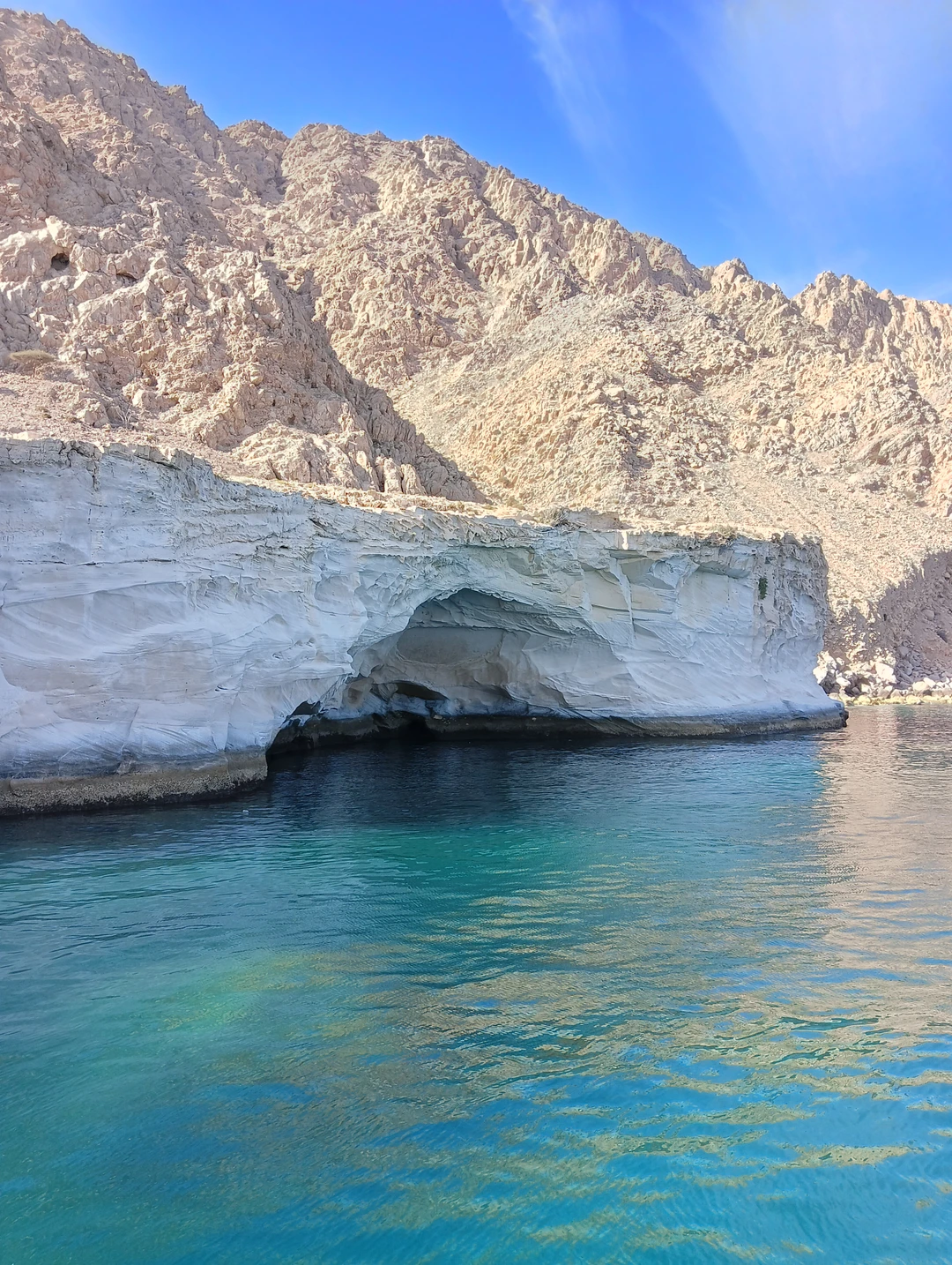Экскурсия понравилась. Что ожидали, то и получили. Все чётко, все по времени. Границу прошли в Оман
