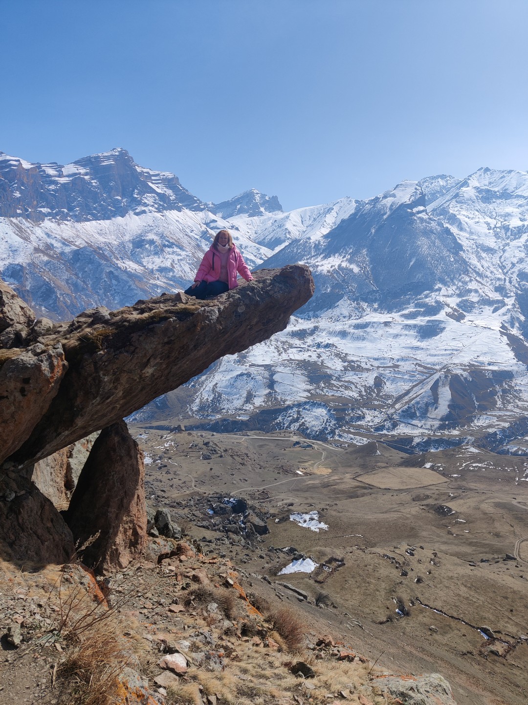 Сегодня ездили на эту экскурсию! Очень всё понравилось: экскурсовод - водитель Станислав был очень любезен, отвечал