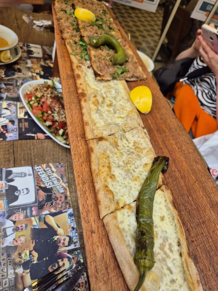 Можно ли переместить людей в восточную сказку в наше время?