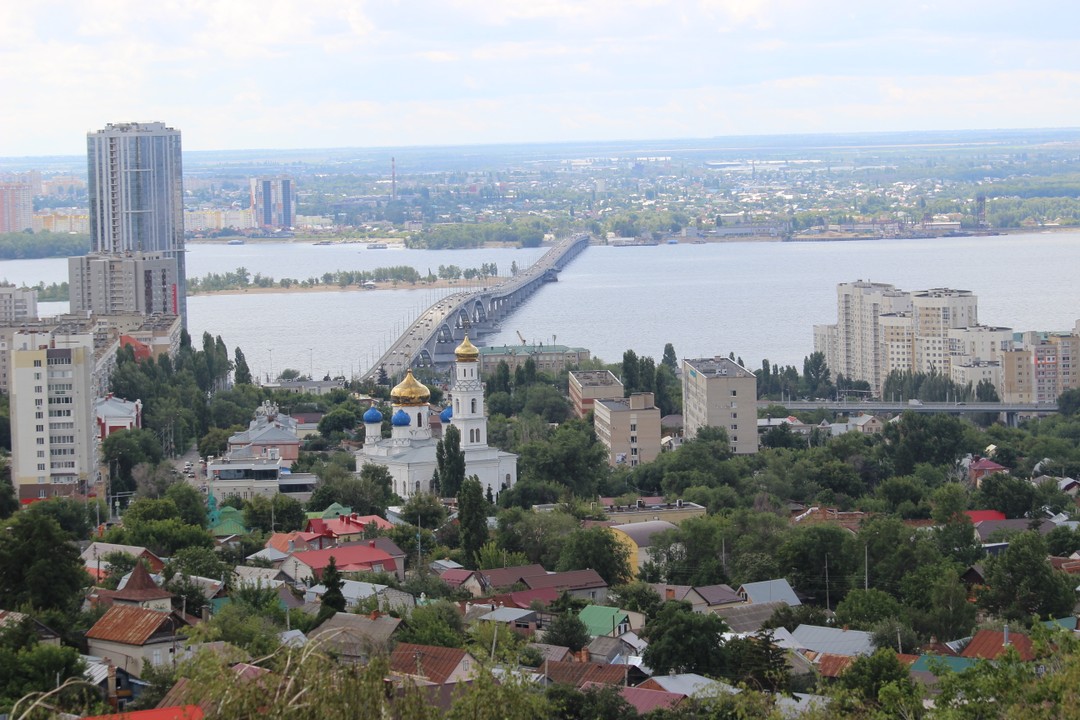 Очень понравилась прогулка по двум городам, небольшим и скромным. Но с такой интересной историей. Юлия, наш
