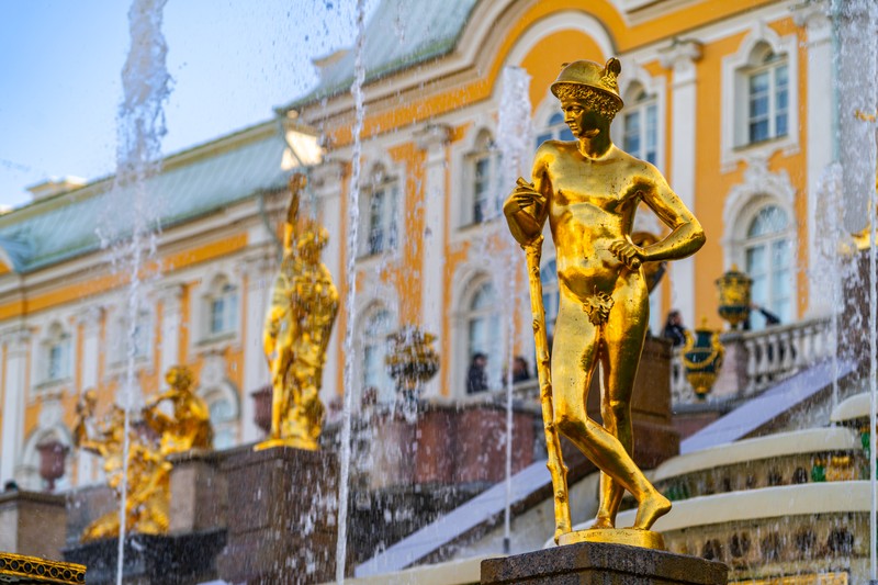 Фото к экскурсии Путешествие из Петербурга: Царское Село и Петергоф