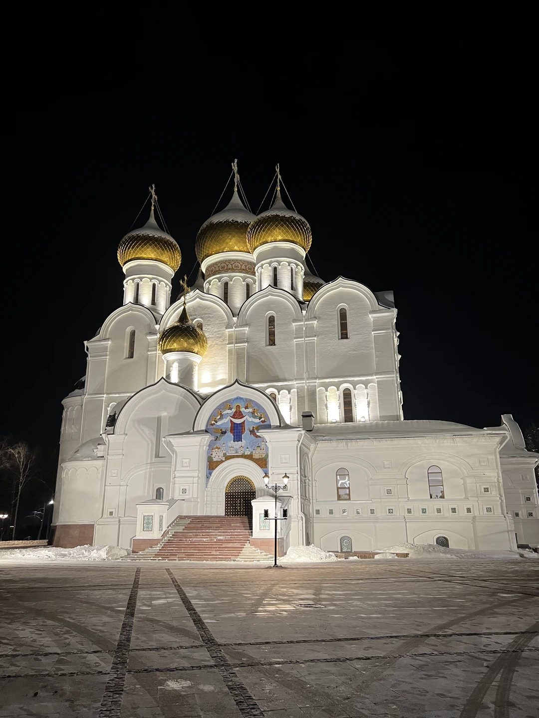Спасибо огромное за прекрасно проведенную экскурсию. Руслан профессионал высокого уровня. Все детально,а самое главно интересно,подробно все