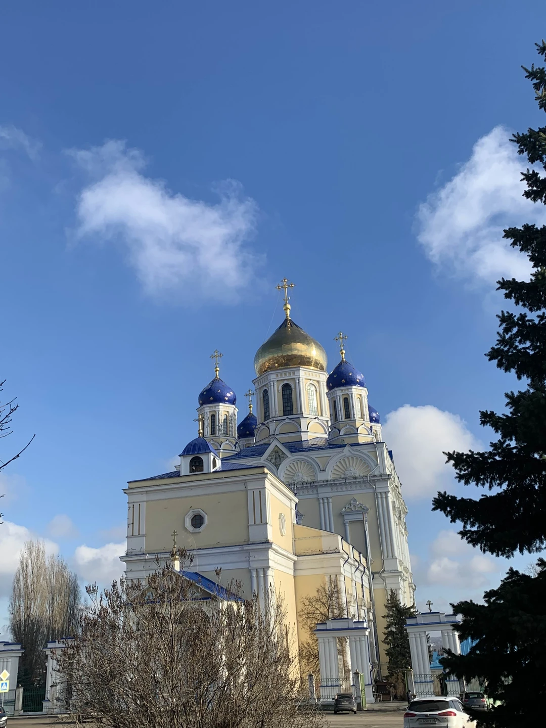 Мы четыре подруги, стараемся ежегодно пополнить копилку своих путешествий посещением нового российского города. В этом году