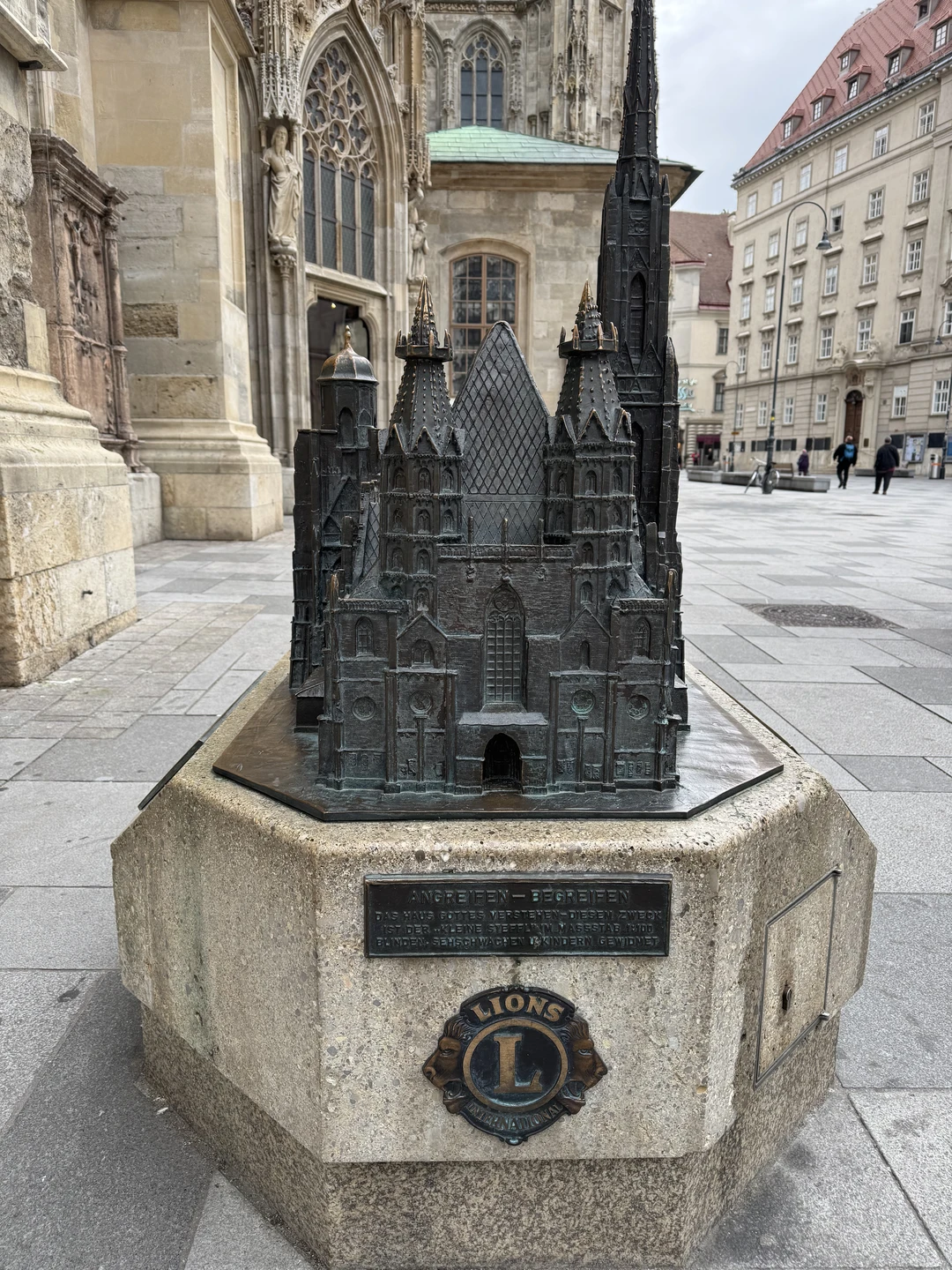 Экскурсия с Ольгой была прекрасная, информативная) в непринужденной обстановке узнала много нового и интересного)