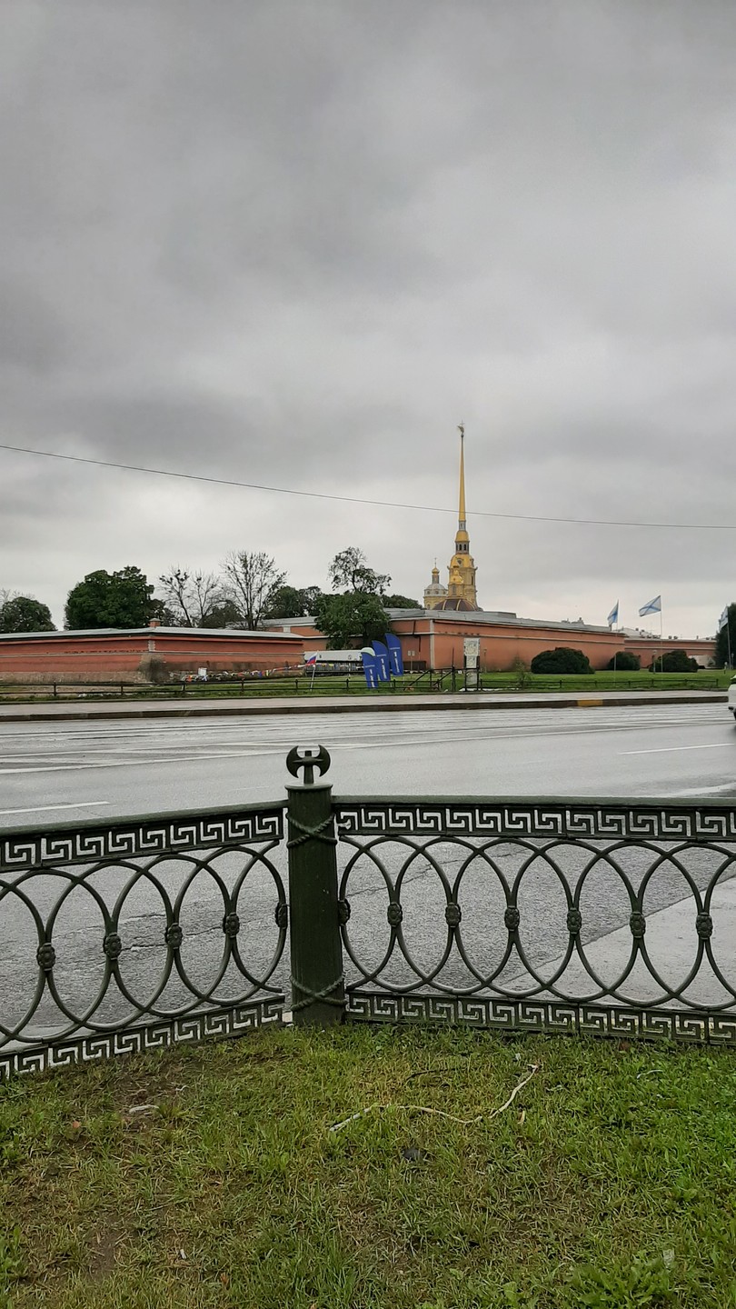 добрый день,очень понравилась экскурсия,Алексей очень хороший рассказчик,ничего лишнего все по теме,никуда не спешили ходили и получали