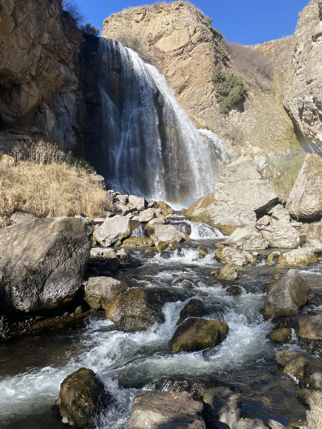 Очень красивое место. Тишина, свежий воздух, горы… Гид Стас и Армен - лучшие! Все показали, рассказали