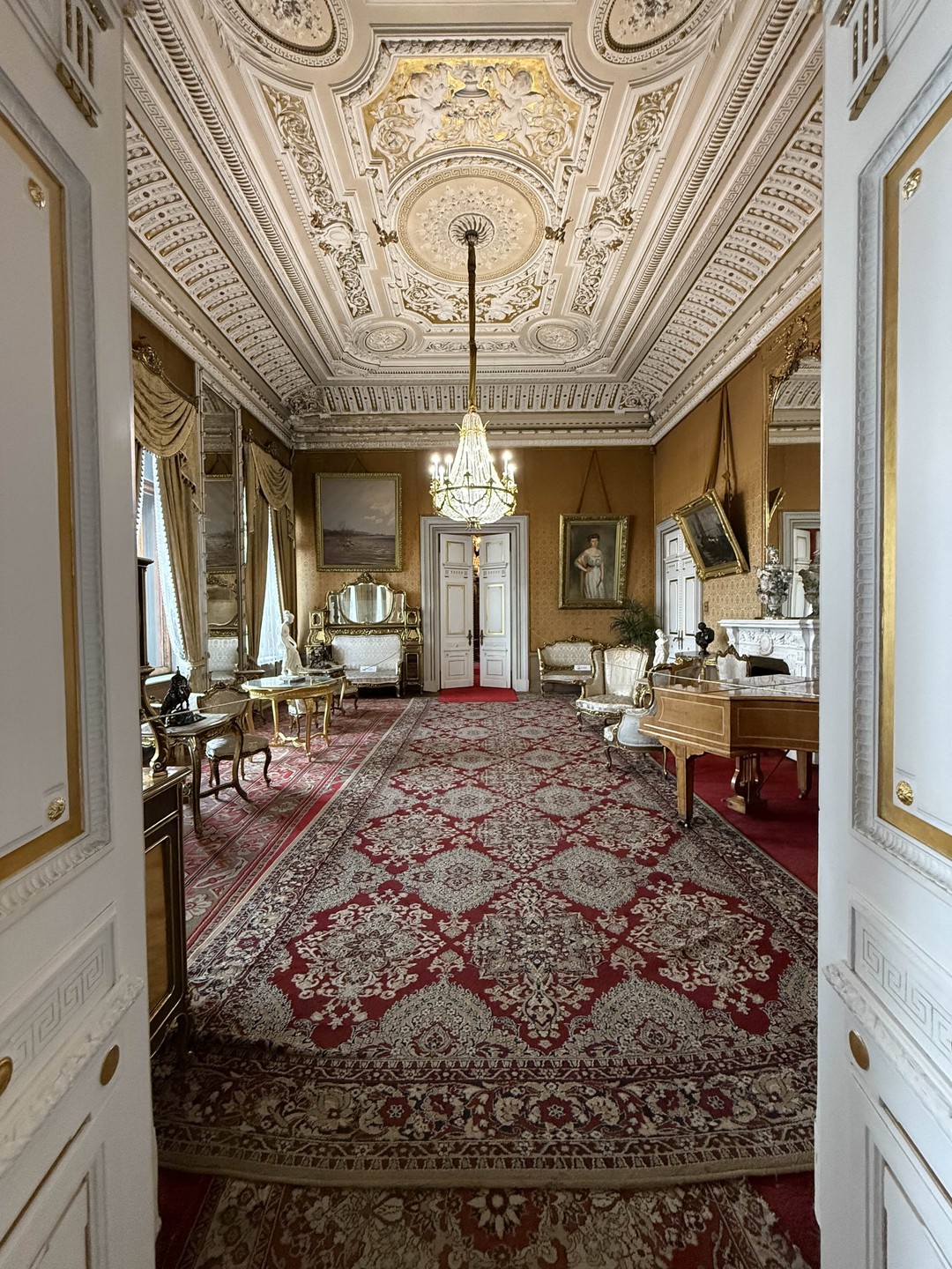 Групповая экскурсия по дворцу Великого князя Владимира Александровича (Татьяна)