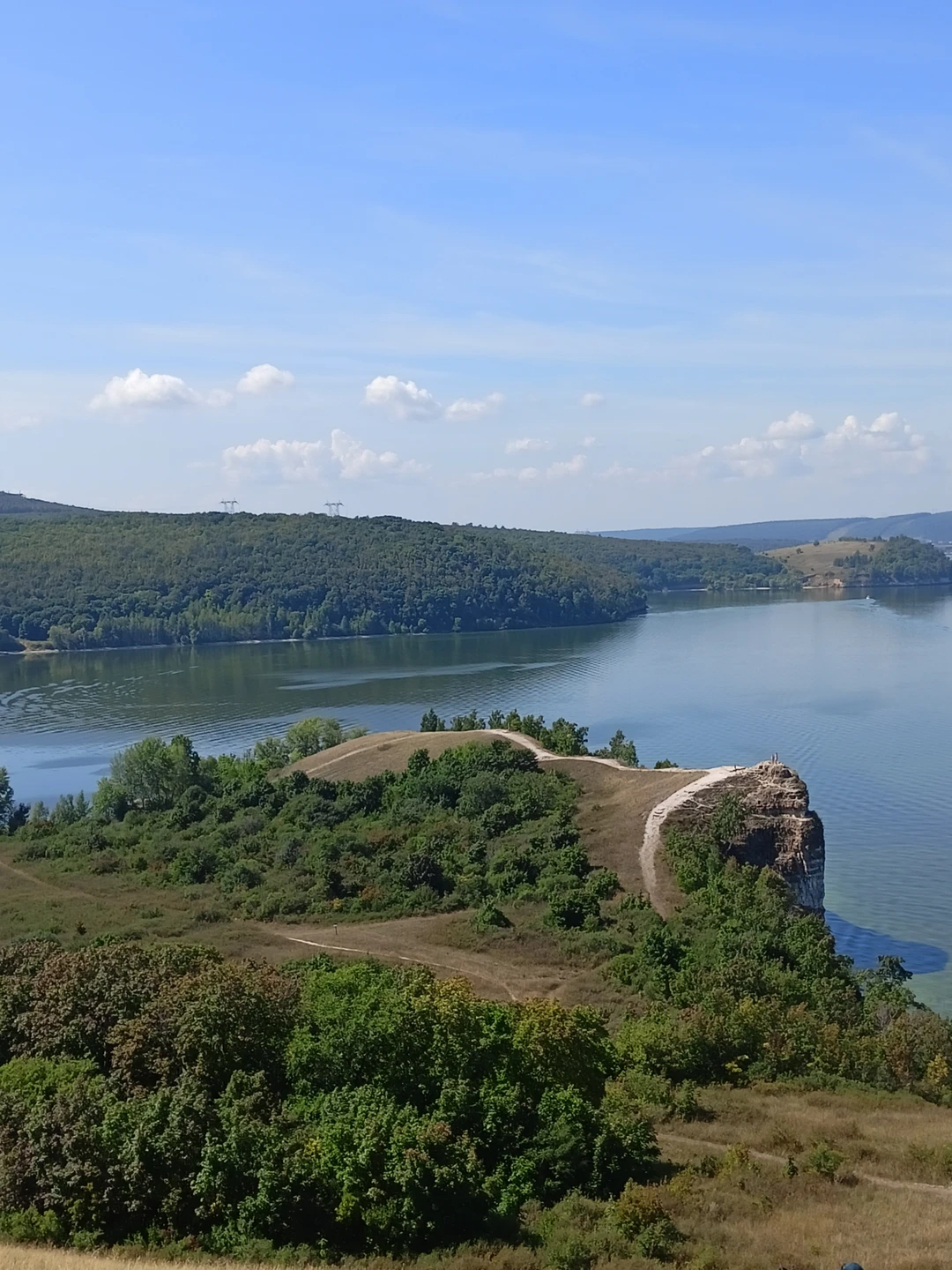 Сказать что экскурсия понравилась это ничего не сказать. Очень удобно что забирают от гостиницы, не нужно