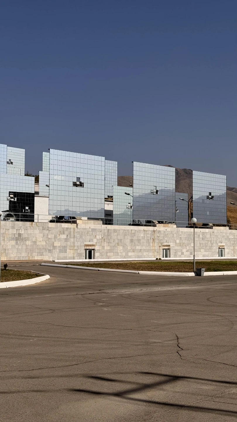 От науки к вершинам: поездка в Институт Солнца и горы Чимган (Анджела)