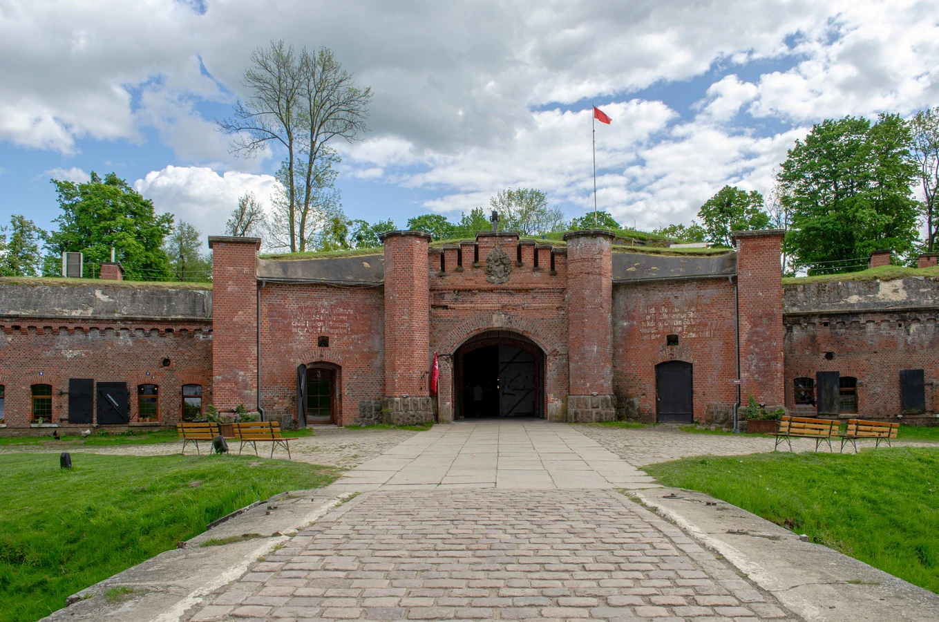 История Кёнигсберга–Калининграда и форт №11 «Дёнхофф»