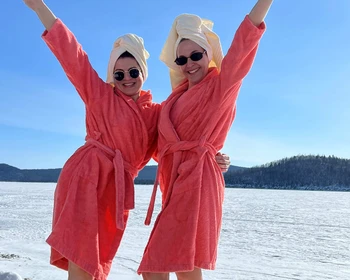 Чивыркуйский залив, поверхность Байкала и горячие источники