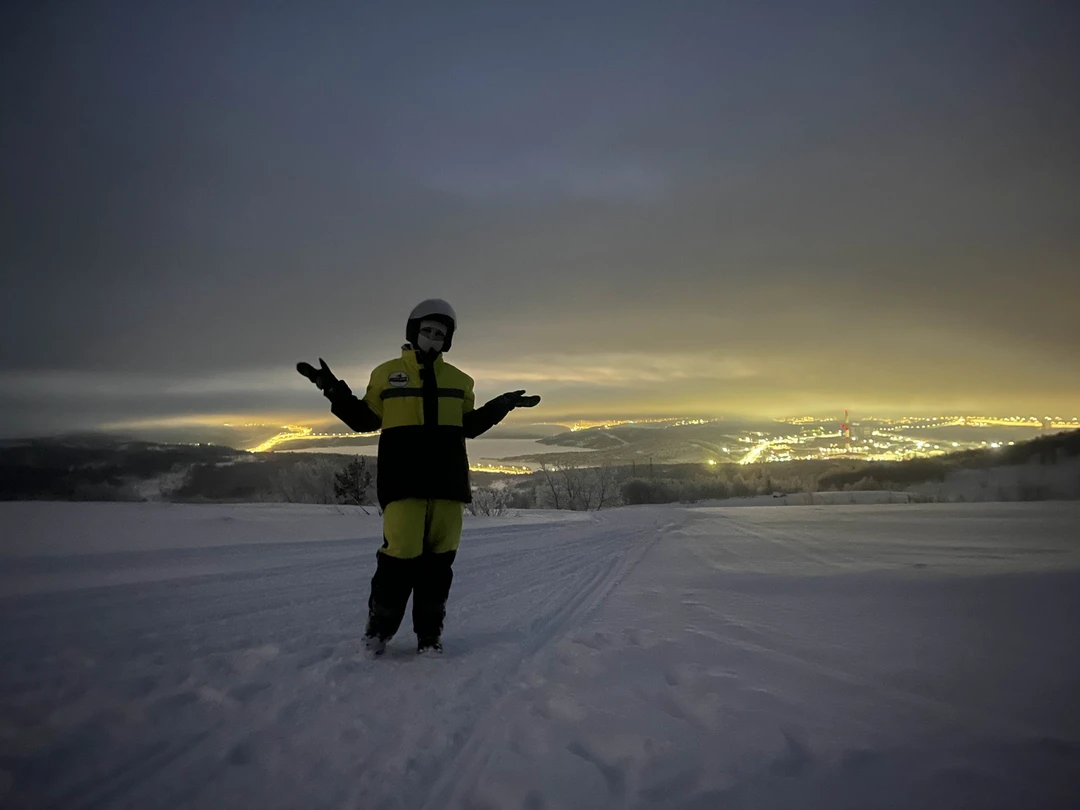 Приключение на снегоходах в черте Мурманска (в мини-группе) (Оксана)