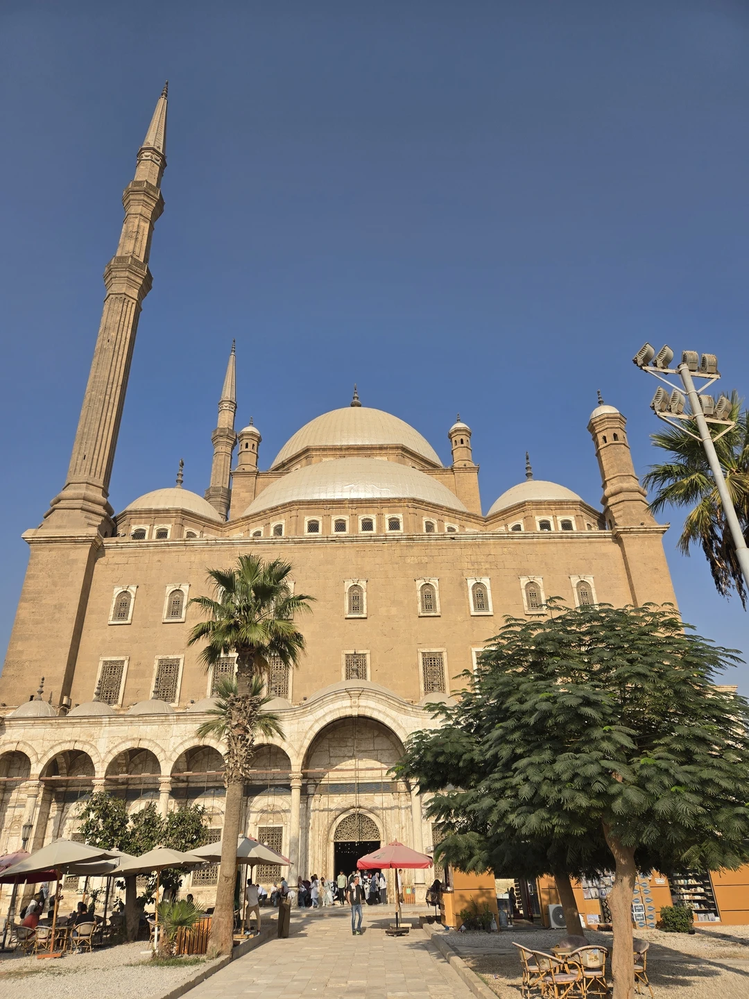 Нам очень понравилась экскурсия. Гид Махир, очень классныйи и потрясающий. С ним вся экскурсия пролетела очень