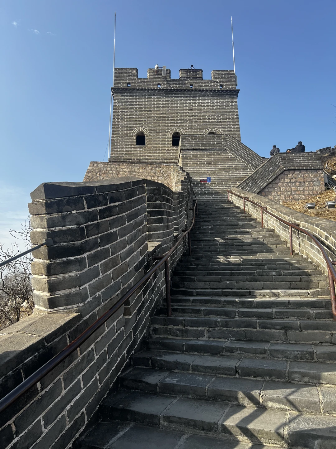 Замечательный экскурсовод Василий, везде отвез, очень интересно рассказал про культуру и историю, а также сообщил о