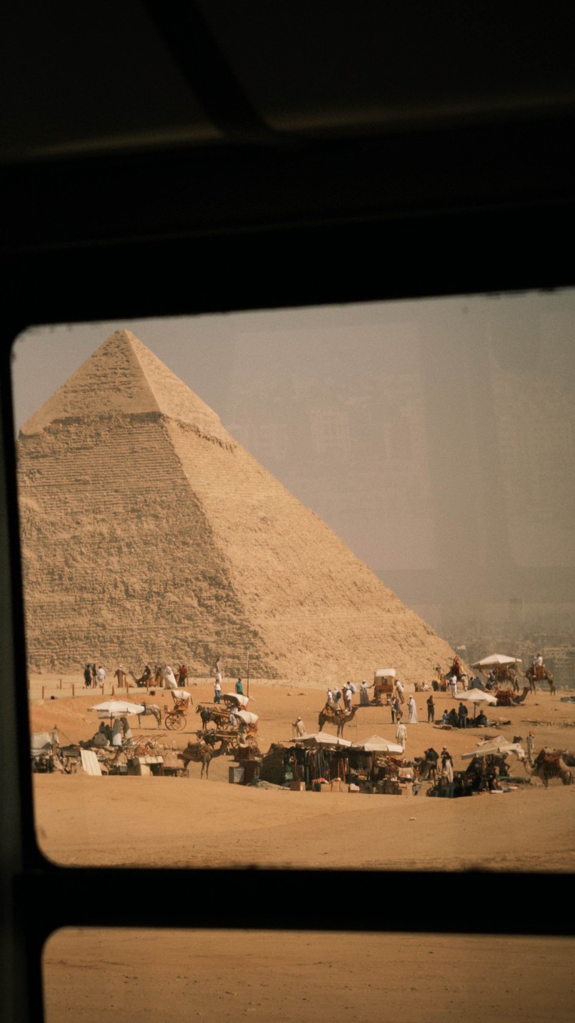 Из Шарм-эль-Шейха - в Каир: однодневное путешествие с обаятельным гидом (Артем)