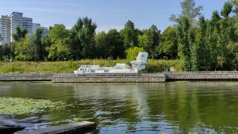 Канал имени Москвы и музей «Подводная лодка Б-396»