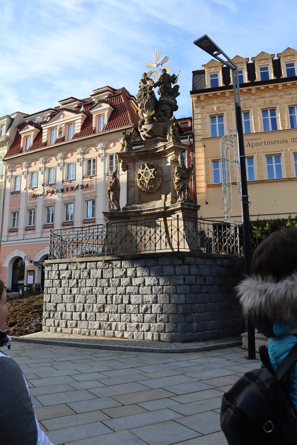Прекрасное место и отличный экскурсовод. Есть что послушать и что увидеть, а также чем заняться в