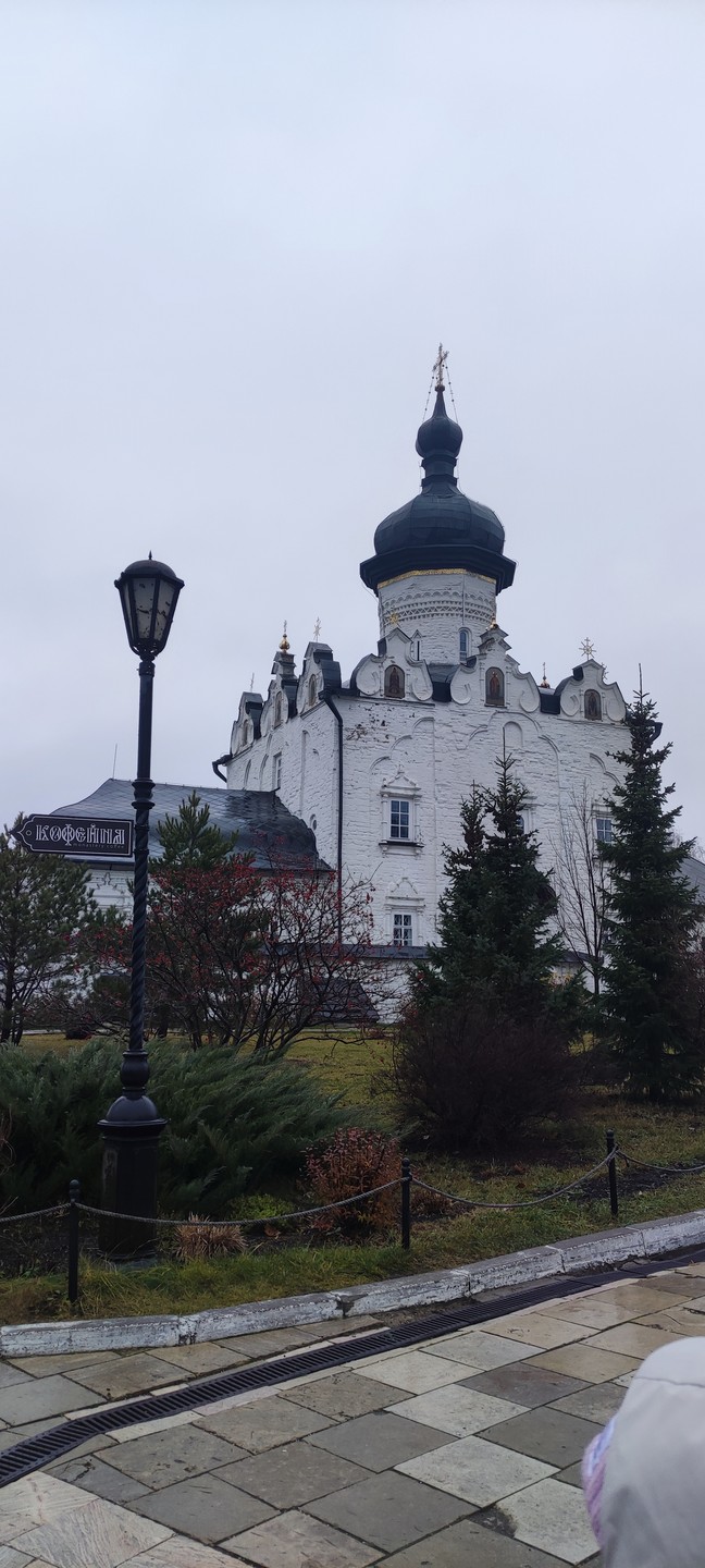 Культовые места Казани: Вселенский храм, Раифа и Свияжск (Юлия)