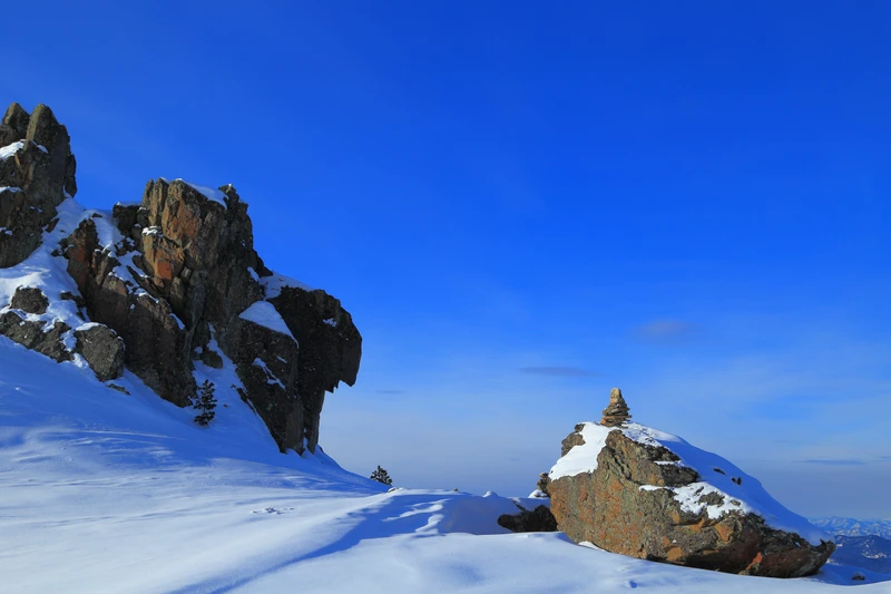 Снежное чувство к Алтаю: на снегоходах по горам