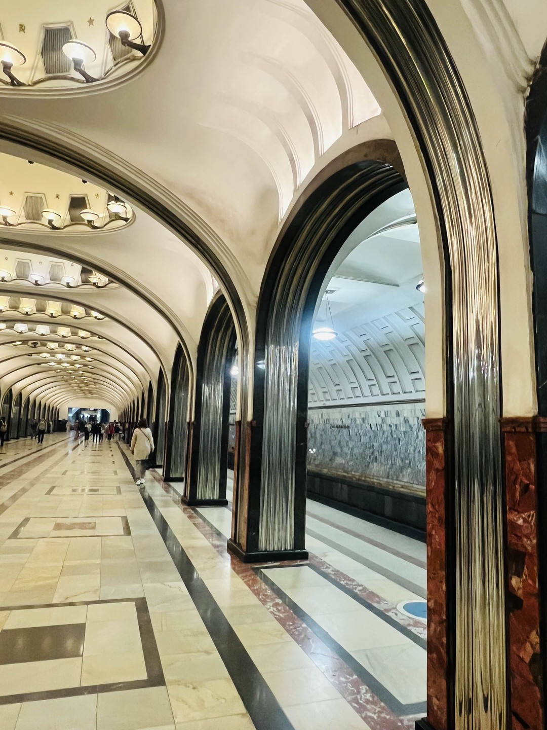 Москва: метро не сразу строилось (Екатерина)